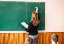 Dia do Professor dá direito a folga? Entenda