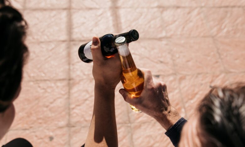 Descubra os efeitos positivos da cerveja sem álcool no corpo