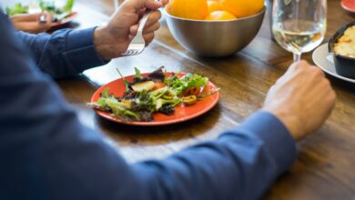 Exercício simples que revela se você está sentindo fome ou apenas vontade de comer