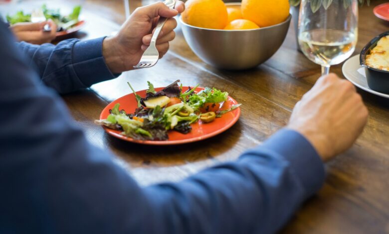 Exercício simples que revela se você está sentindo fome ou apenas vontade de comer