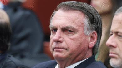 É o fim da família Bols0naro? Bols0naro e sua família são obrigados a fug!r de… Ver mais