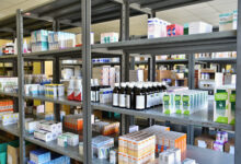 farmácia é interditada por comercializar medicamentos proibidos