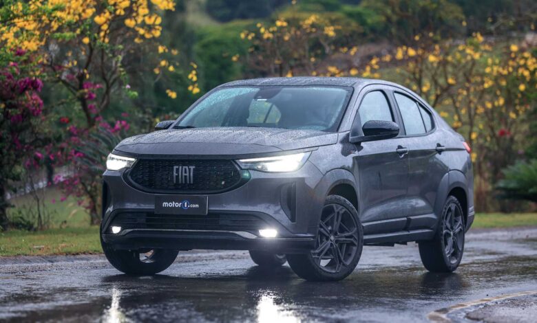 Fiat Fastback Limited 2025 de 176 cv tem desconto de R$ 20 mil