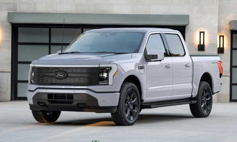 Ford adia lançamento de veículos elétricos F-150 e E-Transit para 2028