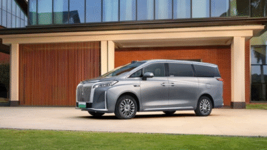 GWM apresenta minivan híbrida com autonomia elétrica de 172 km