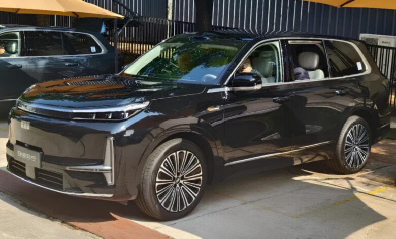 Geely Galaxy M9 chega às lojas chinesas com impressionantes 697 cv