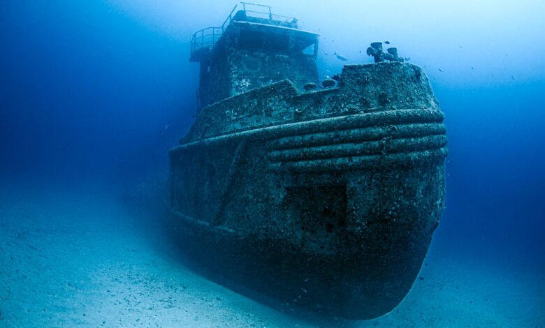 A história do homem que sobreviveu 2 dias debaixo d'água após o navio afundar
