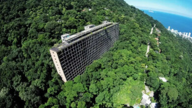 Hotel esqueleto, Hotel abandonado