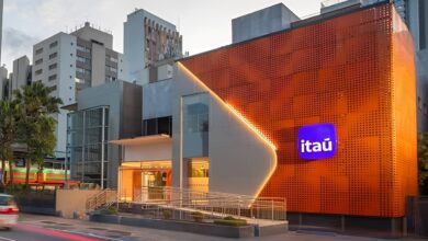 Itaú fecha agências em todo o país e deixa os clientes em pânico