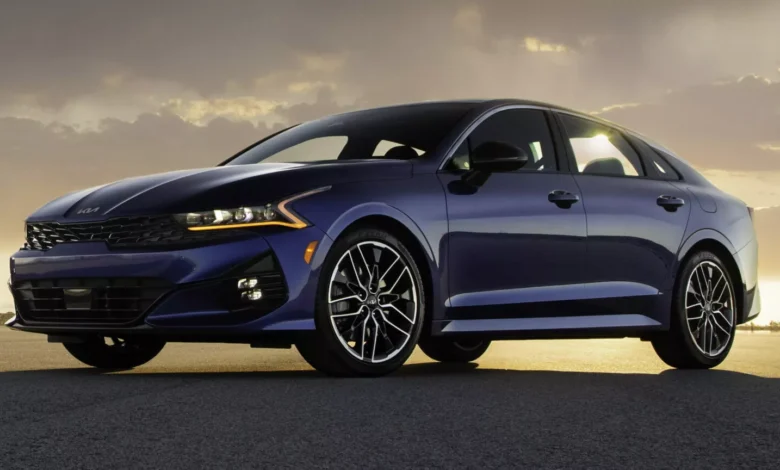Kia convoca recall de mais de 100 mil sedans K5 devido a peças soltas
