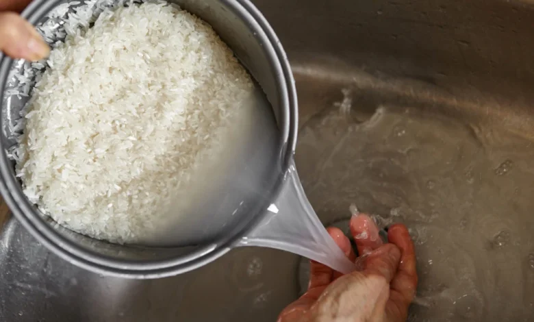 Lavar ou não lavar o arroz? Veja o que especialistas dizem