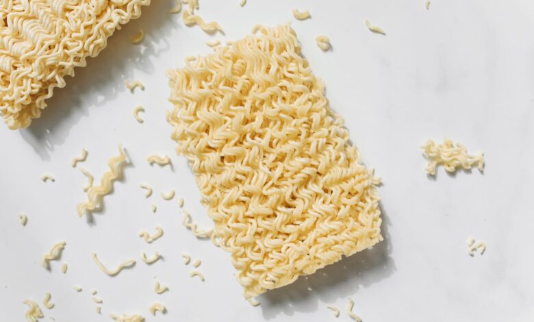 Comer miojo pode aumentar em até 48% o risco de doenças graves