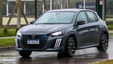 Peugeot está oferecendo 208 até R$ 13,5 mil de desconto no preço
