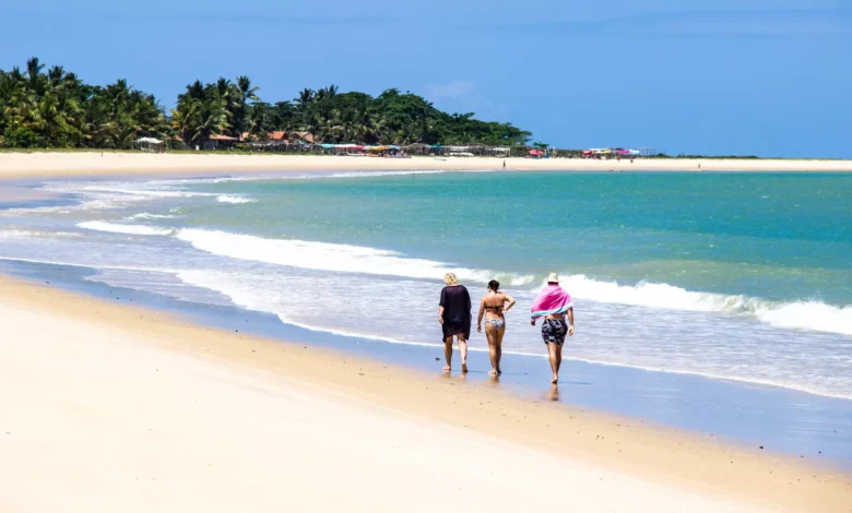 Brasileiros descobrem praia "perfeita" na Bahia que poucos conhecem