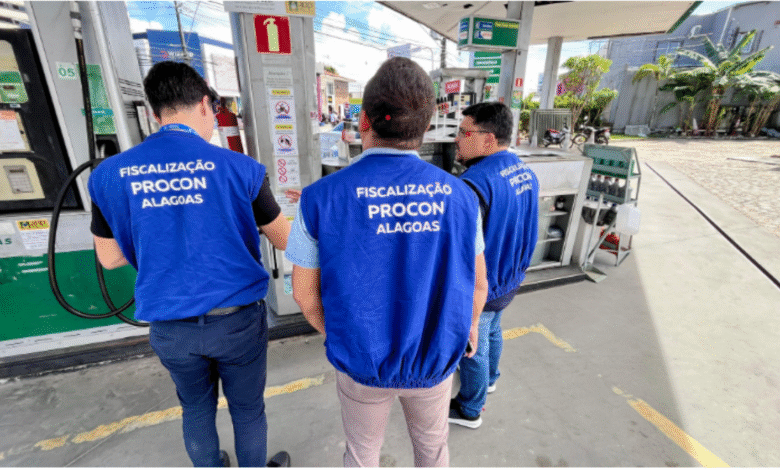 Fiscalização do Procon força queda da gasolina para R$ 5,69 em Alagoas
