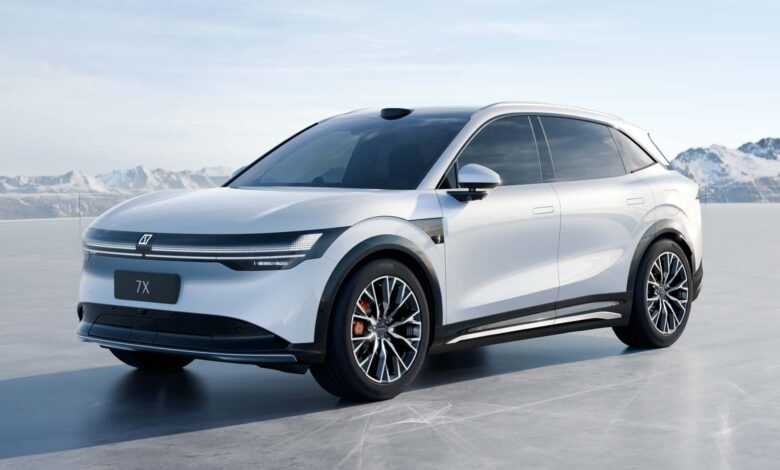 SUV elétrico Zeekr 7X começa a ser vendido no Brasil por R$ 448 mil