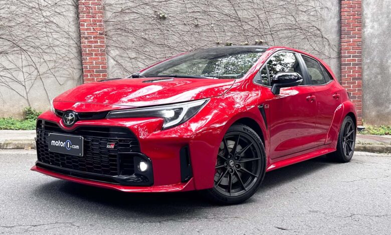 Toyota aposta em motores a combustão para híbridos, elétricos e hidrogênio