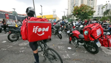 Uber e iFood terão que bloquear pagamentos de motoristas e entregadores