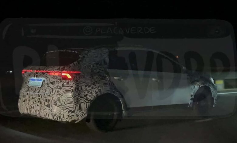 VW Nivus de nova geração aparece maior e pode ter motor híbrido