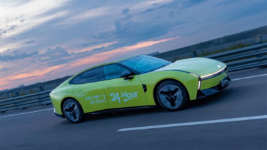 Xpeng P7 bate recorde e supera Xiaomi YU7 em teste de resistência de 24 horas