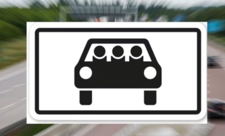 Desde 2020, a Alemanha introduziu uma placa para carros com três ou mais pessoas, mas a sinalização quase não é vista nas ruas e a maioria dos motoristas desconhece seu significado.