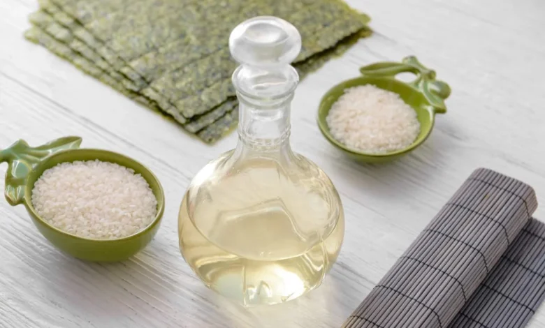 Cozinhar arroz com vinagre: por que é recomendado e quais são os benefícios?