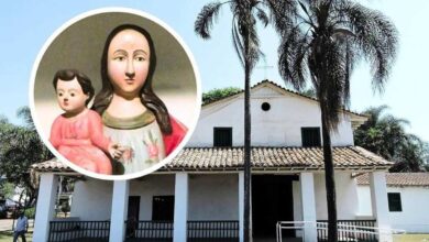 Capela de São Miguel Arcanjo, templo mais antigo de São Paulo, erguido em 1560 e reconstruído em 1622, preserva arte indígena e acervo colonial.