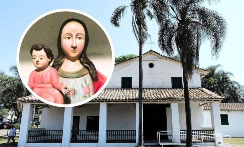 Capela de São Miguel Arcanjo, templo mais antigo de São Paulo, erguido em 1560 e reconstruído em 1622, preserva arte indígena e acervo colonial.