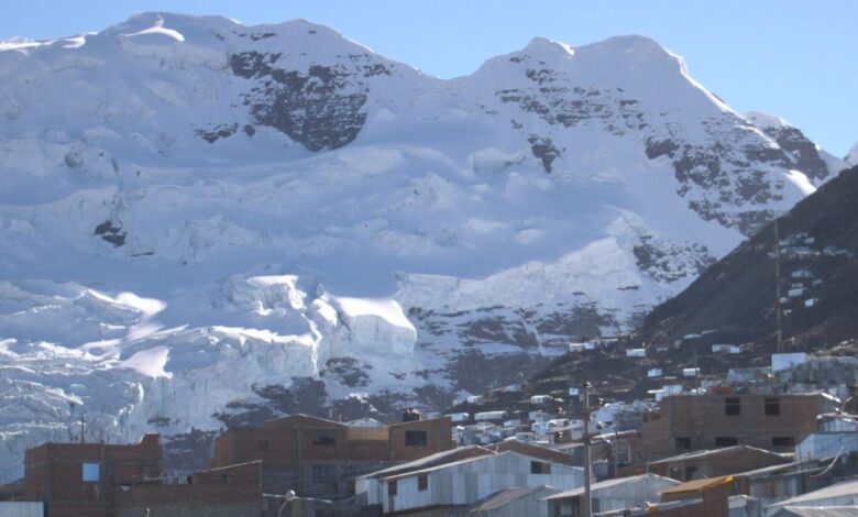 Onde o ouro custa a vida: a cidade mais perigosa e alta do mundo possui expectativa de vida de apenas 35 anos e mineiros trabalham um mês de graça