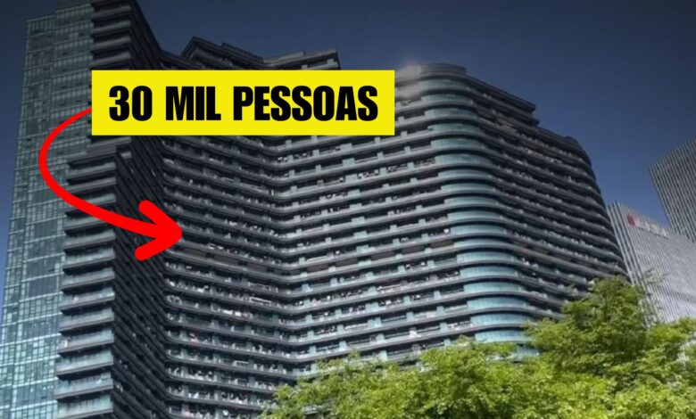 Maior edifício residencial da China abriga 30 mil pessoas em Hangzhou e concentra serviços como escolas, mercados e clínicas.