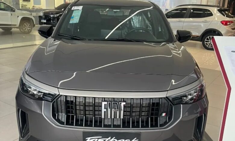 Fiat Fastback fica mais em conta que Basalt com redução de R$ 17,4 mil para PcD