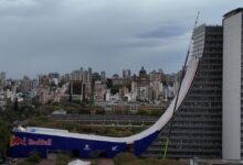 Mega rampa inédita transforma prédio público em palco radical no Brasil