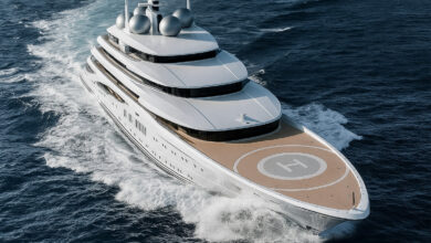 Megaiate Amadea apreendido de oligarca russo e colocado à venda pelos EUA em leilão.