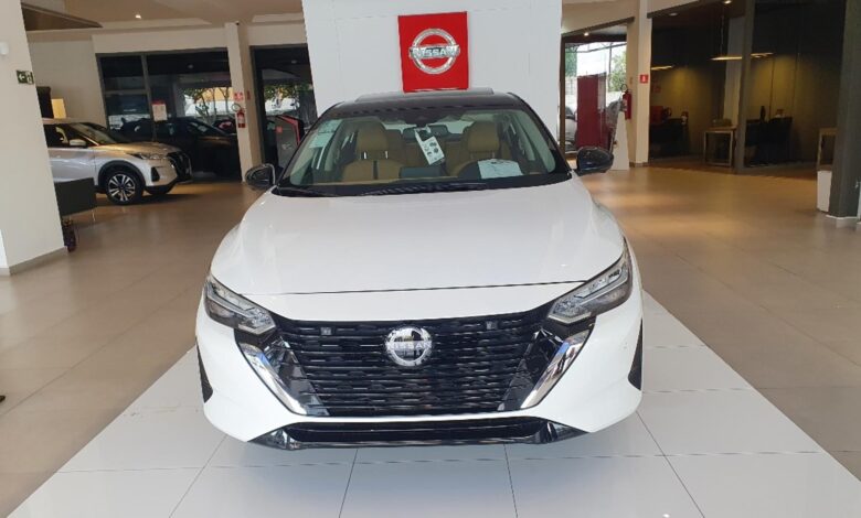 Nissan reduz preço do Sentra para PcD em R$ 38,8 mil em setembro