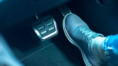 O pedal do acelerador nos carros tem outra função: poucas pessoas sabem disso