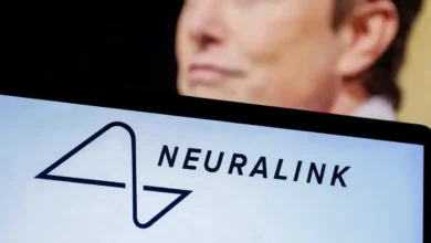 18 meses após receber um implante de chip cerebral, o primeiro paciente da Neuralink de Elon Musk conta sua história