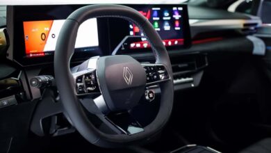 Novo Renault Clio 2026 ganha cabine de carro elétrico; veja como é