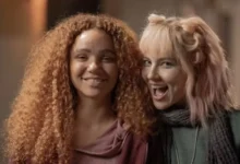 Luna (Let&iacute;cia Vieira) e Flora (Alanis Guillen). Foto: Globo/Paulo Belote