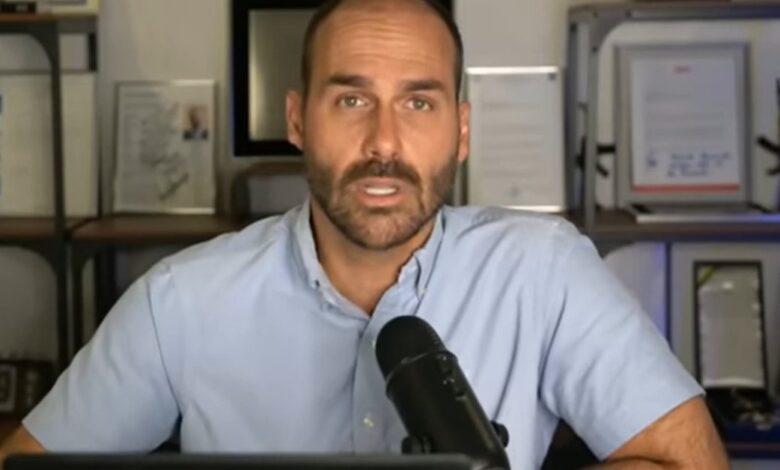 Acaba de Confirmar Notícia Ch0cante Envolvendo Eduardo Bolsonaro: “Perdeu…Ver mais