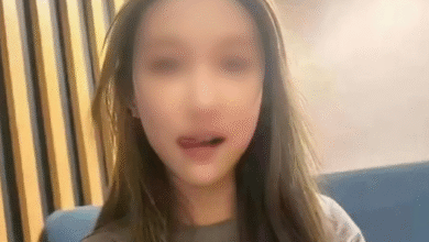 Mulher é expulsa da escola após ter envolvimento íntimo com o próprio…Ver mais