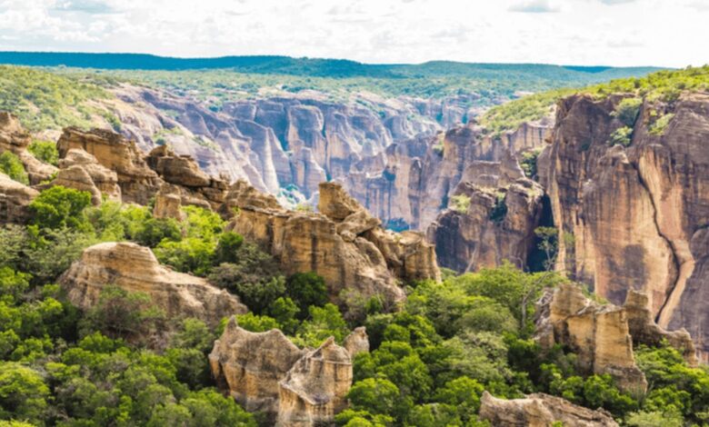 Lugar no Brasil impressiona o mundo com mais de 1.200 sítios arqueológicos, vestígios de 50 mil anos e tecnologias avançadas como Carbono 14 e datação costeira