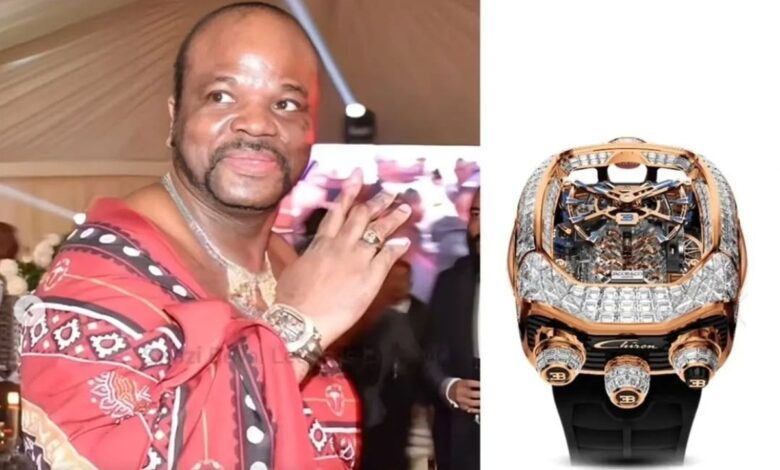 Rei Mswati III, último monarca absoluto da África, ostenta coleção de relógios de luxo avaliada em mais de US$ 15 milhões.