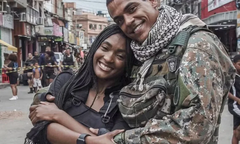 Erika Januza e Marcello Melo Jr. em Arcanjo Renegado. Foto: Globoplay