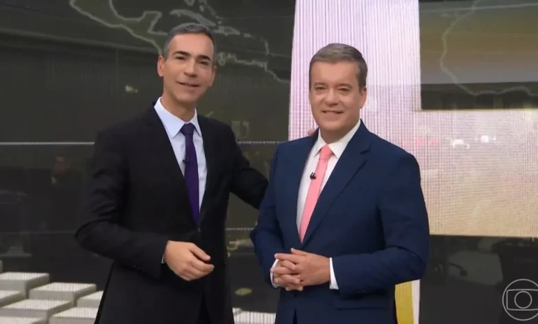 César Tralli e Roberto Kovalick. Foto: Reprodução/Jornal Hoje (Globo)