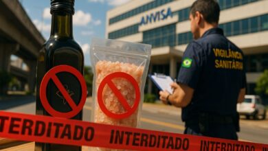 Anvisa interdita marcas conhecidas; azeite Ouro Negro e sal do Himalaia Kinino são produtos irregulares sob alerta de segurança alimentar.