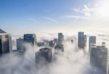 Ranking global destaca polos que lideram a inovação tecnológica e sustentável em 2025, unindo inteligência artificial e energia verde