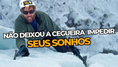 Cego desde a adolescência, ele escalou o Everest guiado apenas pelo tato, pelo som e pelo vento e se tornou o primeiro alpinista sem visão a alcançar os cumes mais altos dos sete continentes