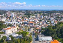 Cidade de primeiro mundo em SC une segurança máxima, alto poder industrial e custo de vida acessível para criar o refúgio ideal