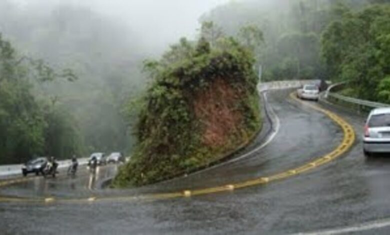 Estrada mais íngreme do Brasil, Estrada, Ubatuba
