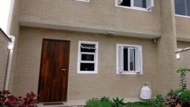 Casas tipo Lego construir 40% mais barato exige uma mão de obra que poucos conhecem